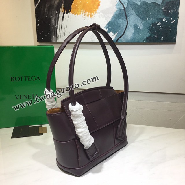 Bottega veneta高端女包 寶緹嘉爆款THE ARCO編織款手提包  BV經典款蝙蝠包  gxz1115